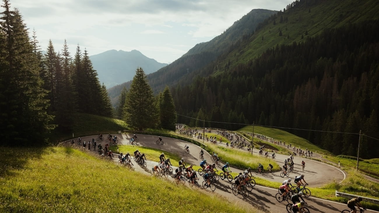 Maratona-dles-Dolomites-Bike-Tour-Finish-Panorama